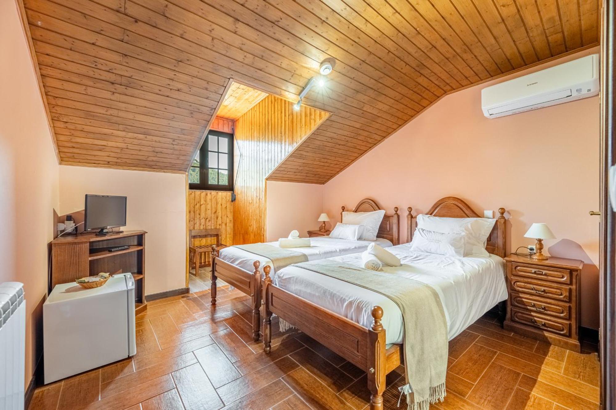 Villa Quinta Da Carvalha Geres Esterno foto