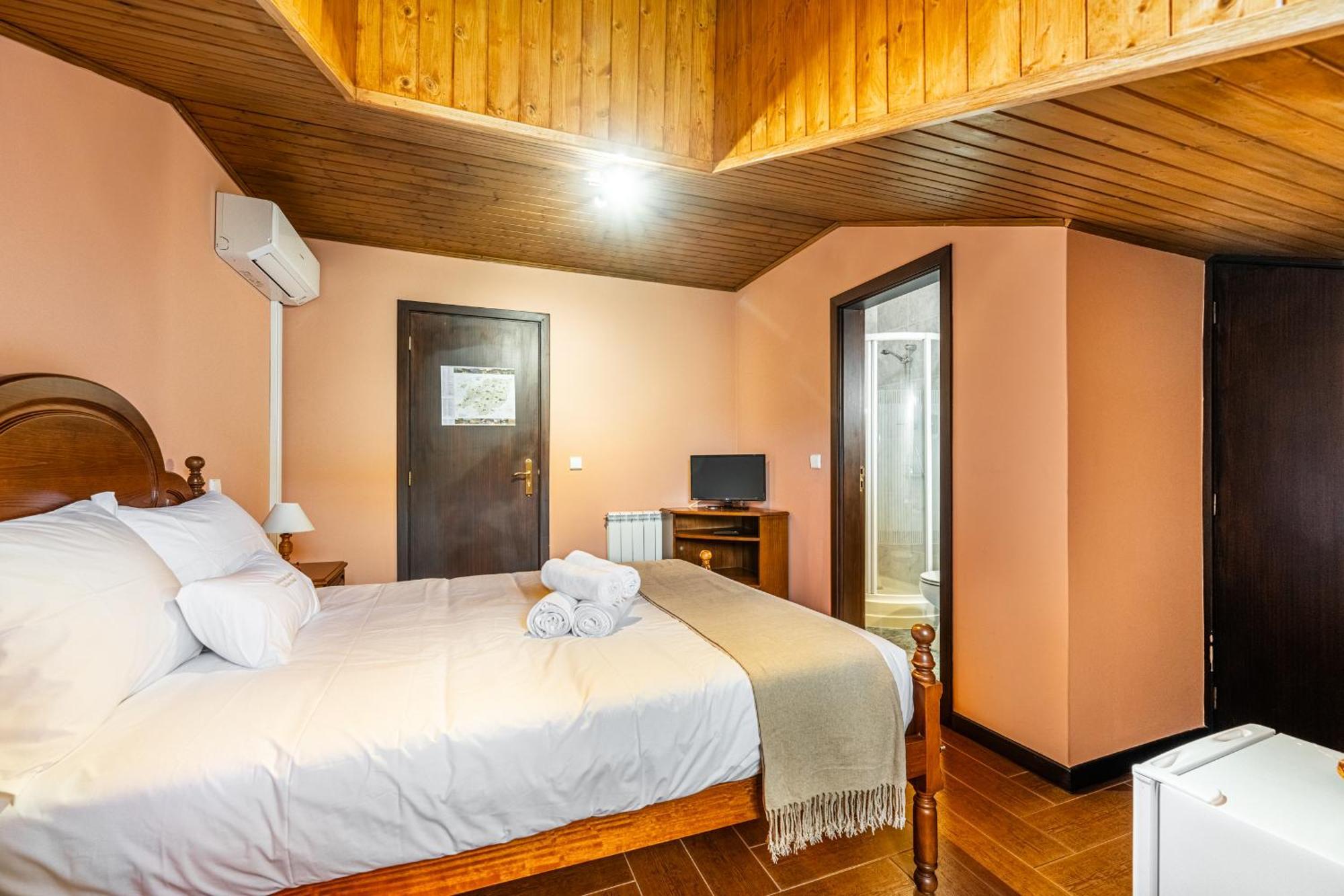 Villa Quinta Da Carvalha Geres Esterno foto