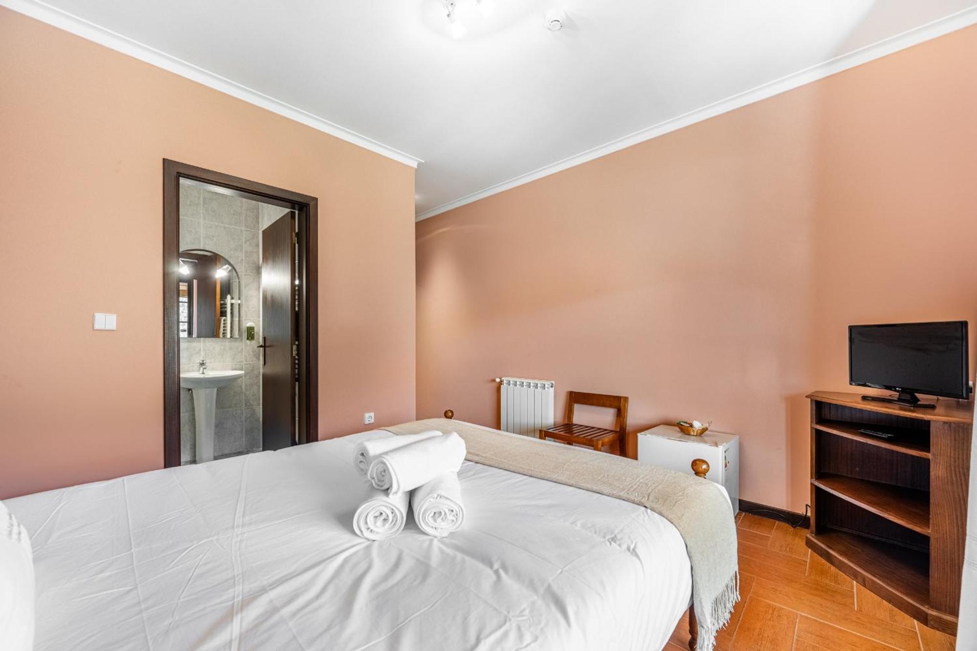 Villa Quinta Da Carvalha Geres Esterno foto