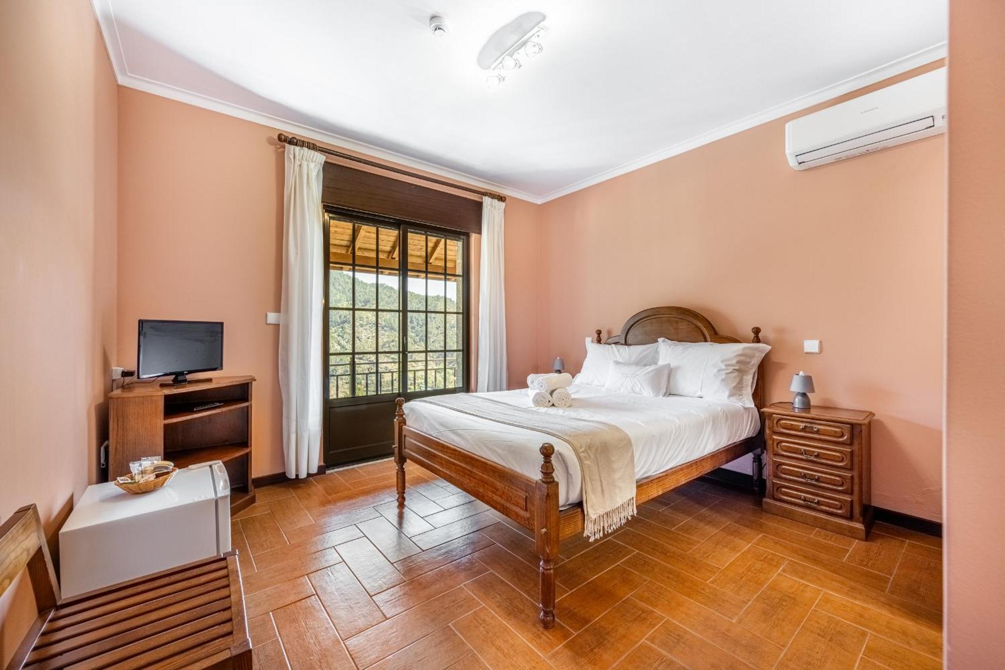 Villa Quinta Da Carvalha Geres Esterno foto