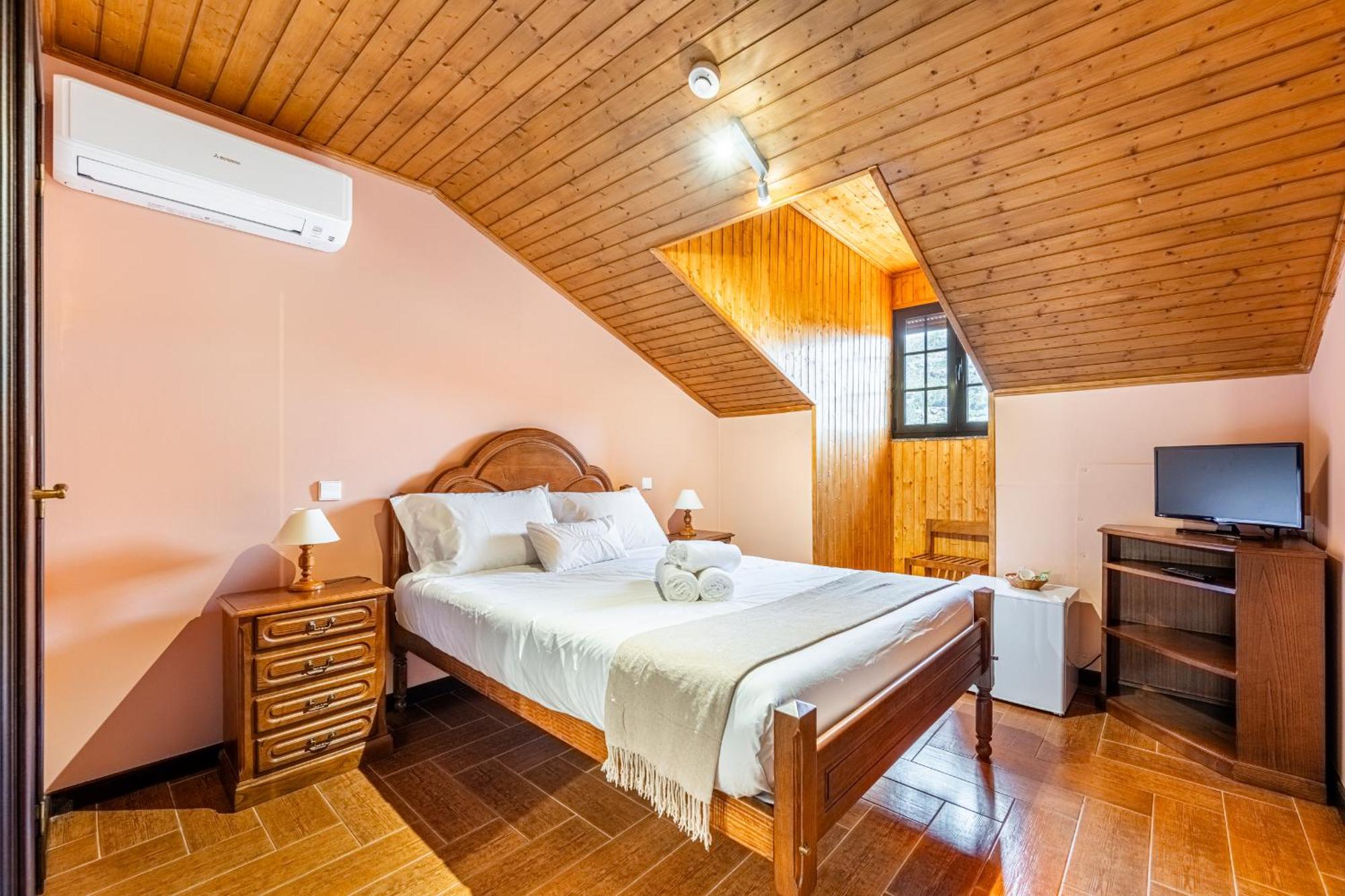 Villa Quinta Da Carvalha Geres Esterno foto